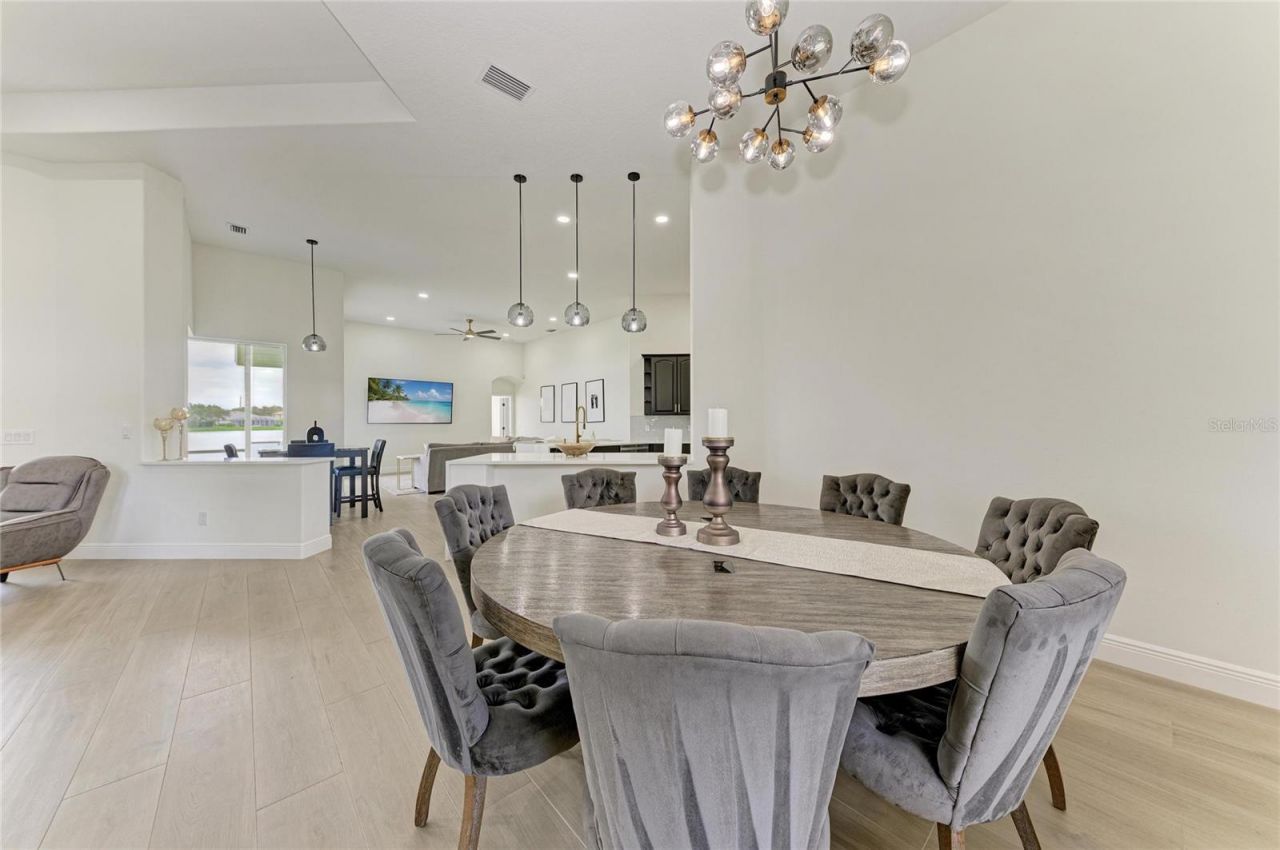 6988 74th Street Circle E, Bradenton, FL 34203 Photo