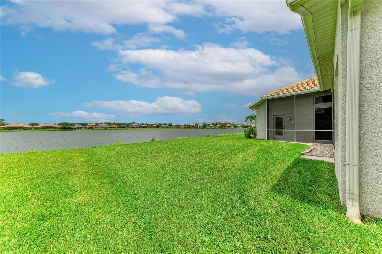6988 74th Street Circle E, Bradenton, FL 34203 Photo