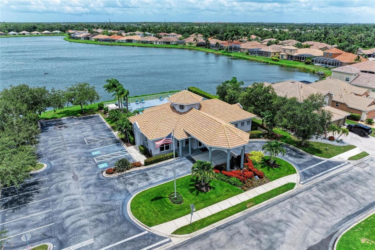6988 74th Street Circle E, Bradenton, FL 34203 Photo