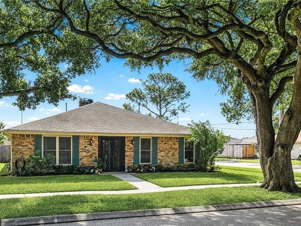 1101 HOUMA Boulevard, Metairie, LA 70001