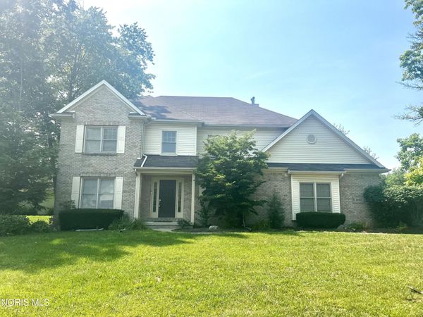9033 Linden Lake Road, Sylvania, OH 43560
