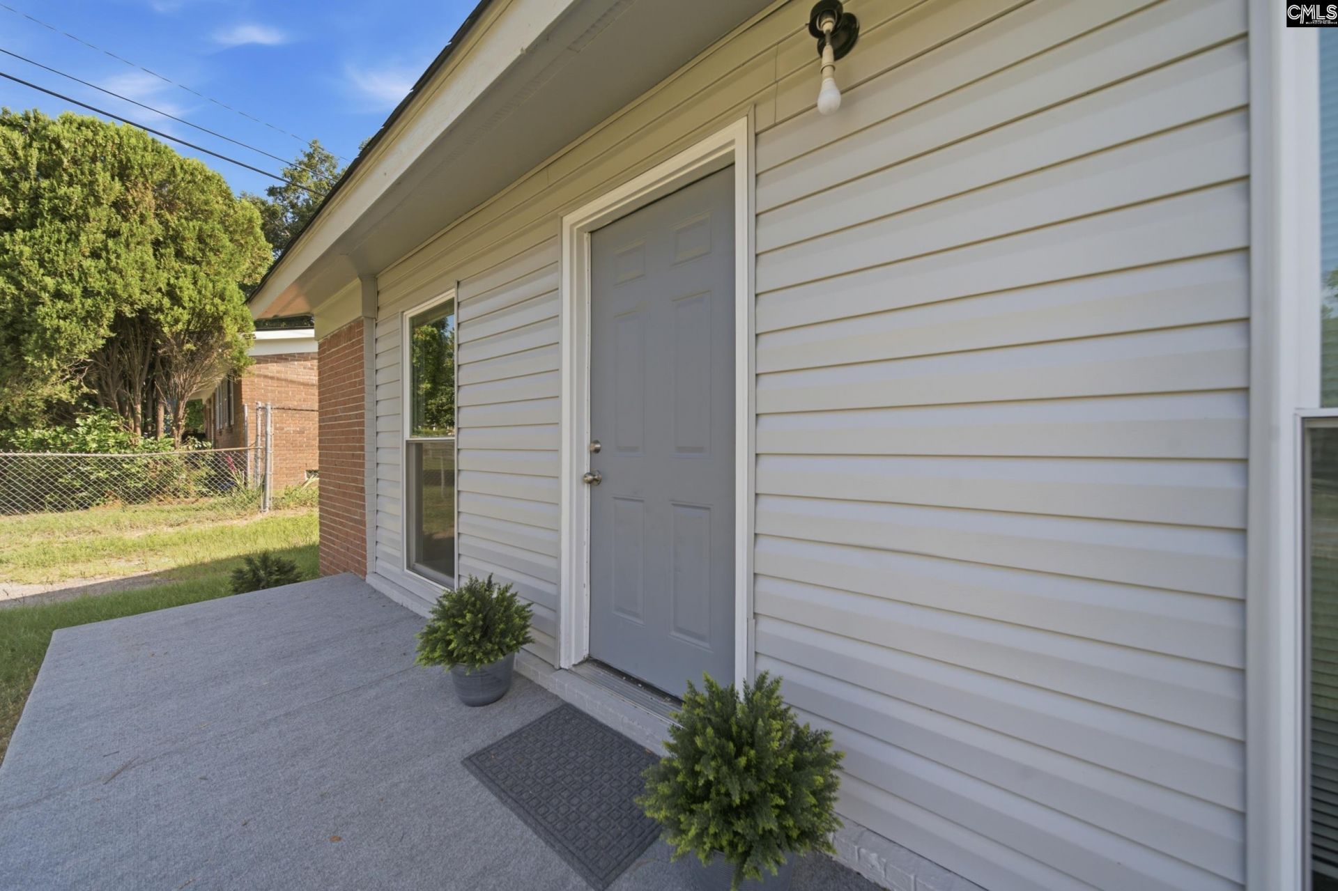 416 Floyd Drive  Photo 4