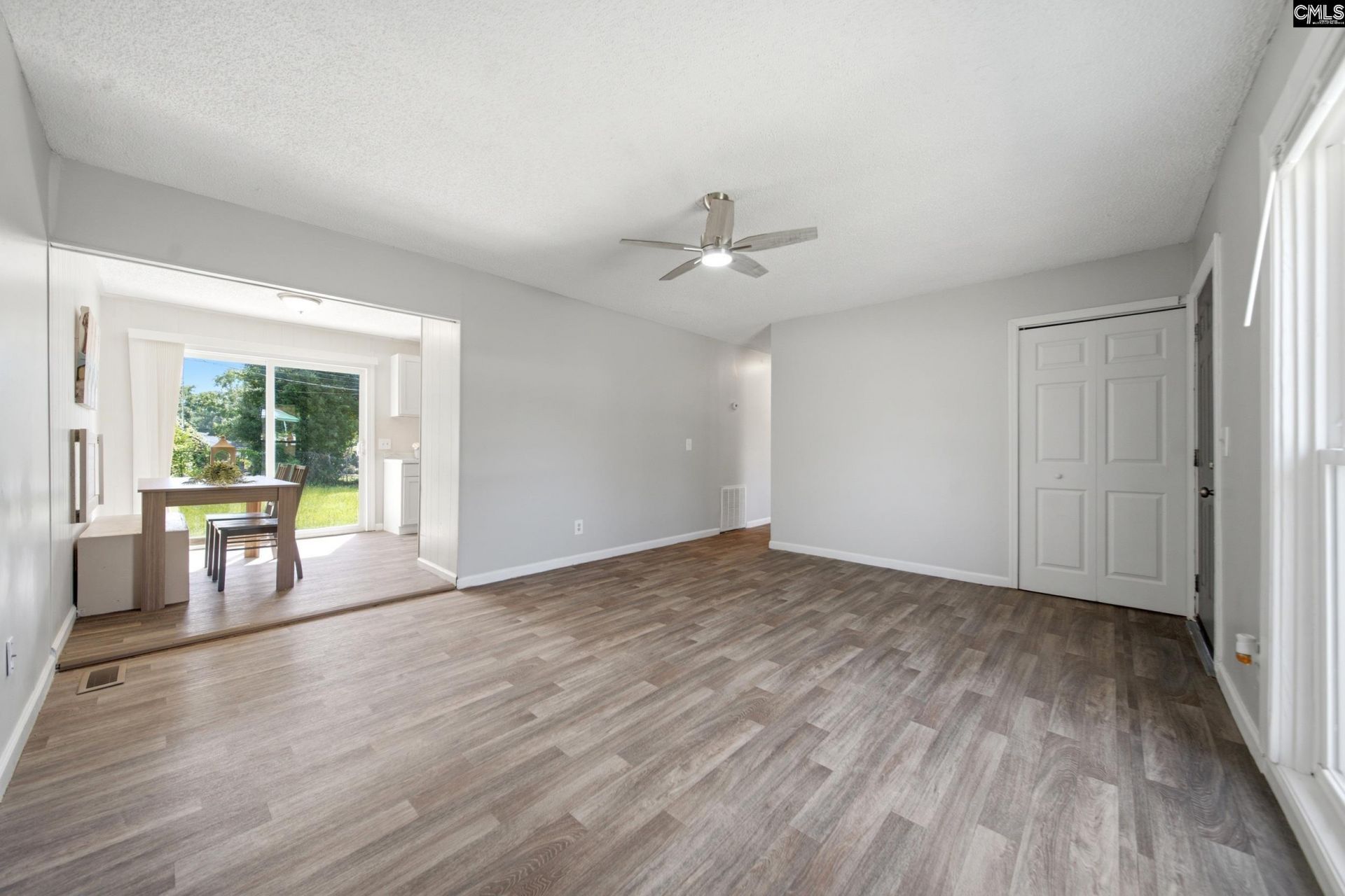 416 Floyd Drive  Photo 6