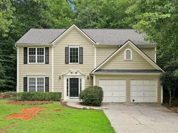 6425 Raleigh Street , Cumming, GA 30040