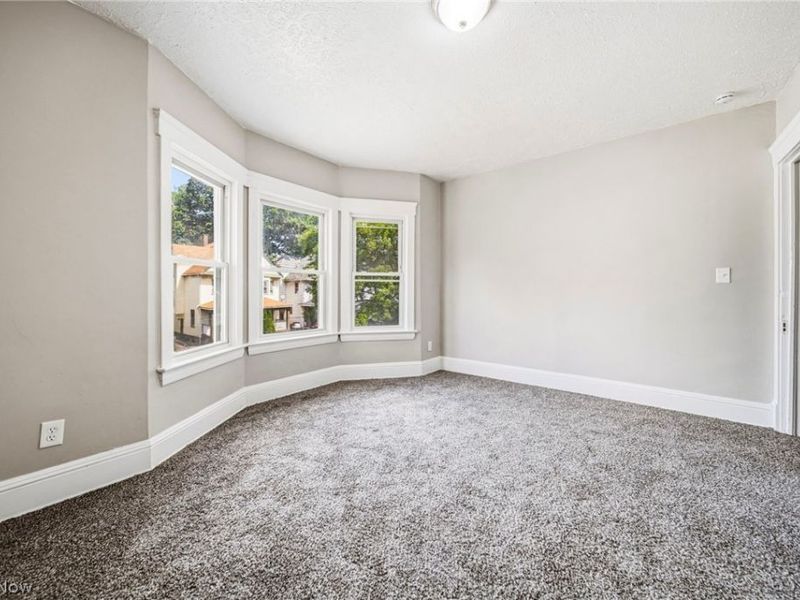 1637 Holyrood Road , Cleveland, OH 44106 Photo 35