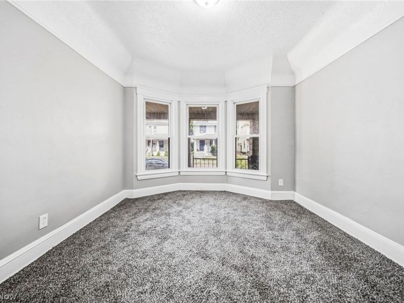 1637 Holyrood Road , Cleveland, OH 44106 Photo 39