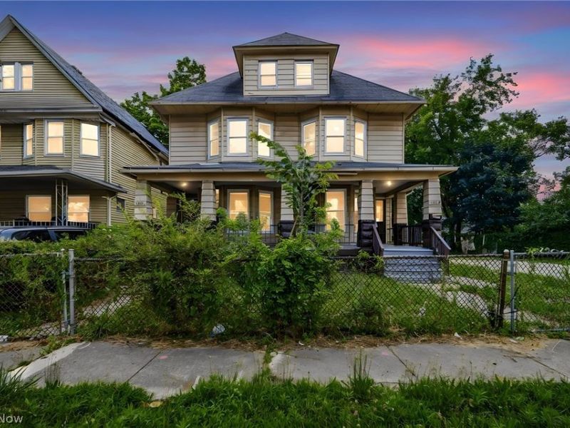 1637 Holyrood Road , Cleveland, OH 44106 Photo 50