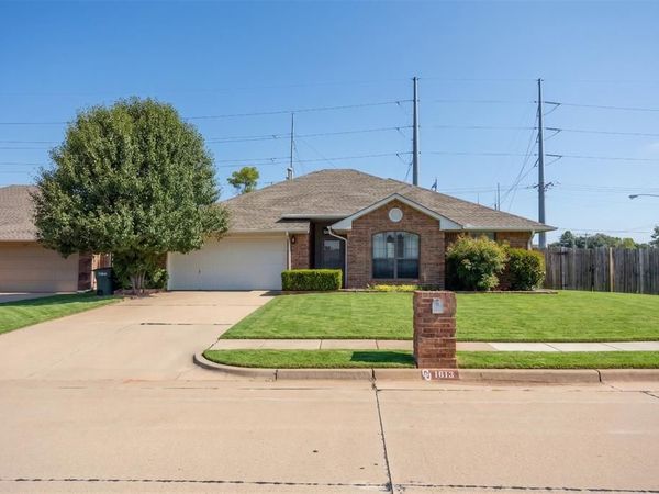 1613 Pinnacle Lane, Edmond, OK 73003