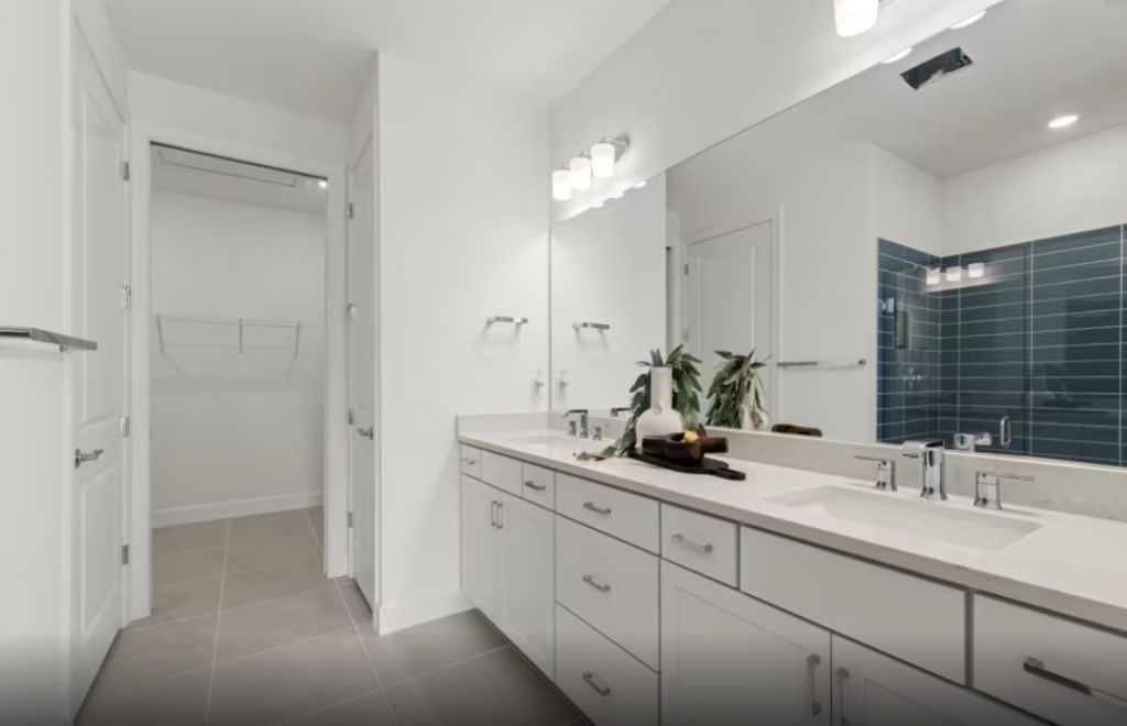 4352 Santa Maria Circle, Unit ASCENT 254, Vero Beach, FL 32967 Photo