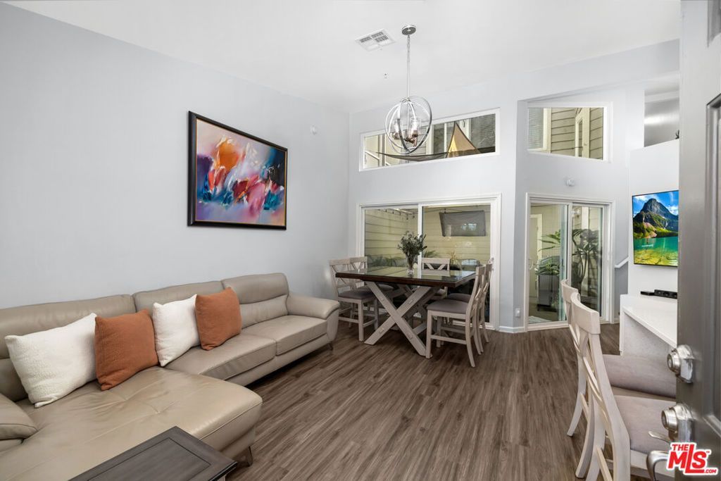 11377 Osborne Place, Unit 6, Sylmar, CA 91342 Main Photo