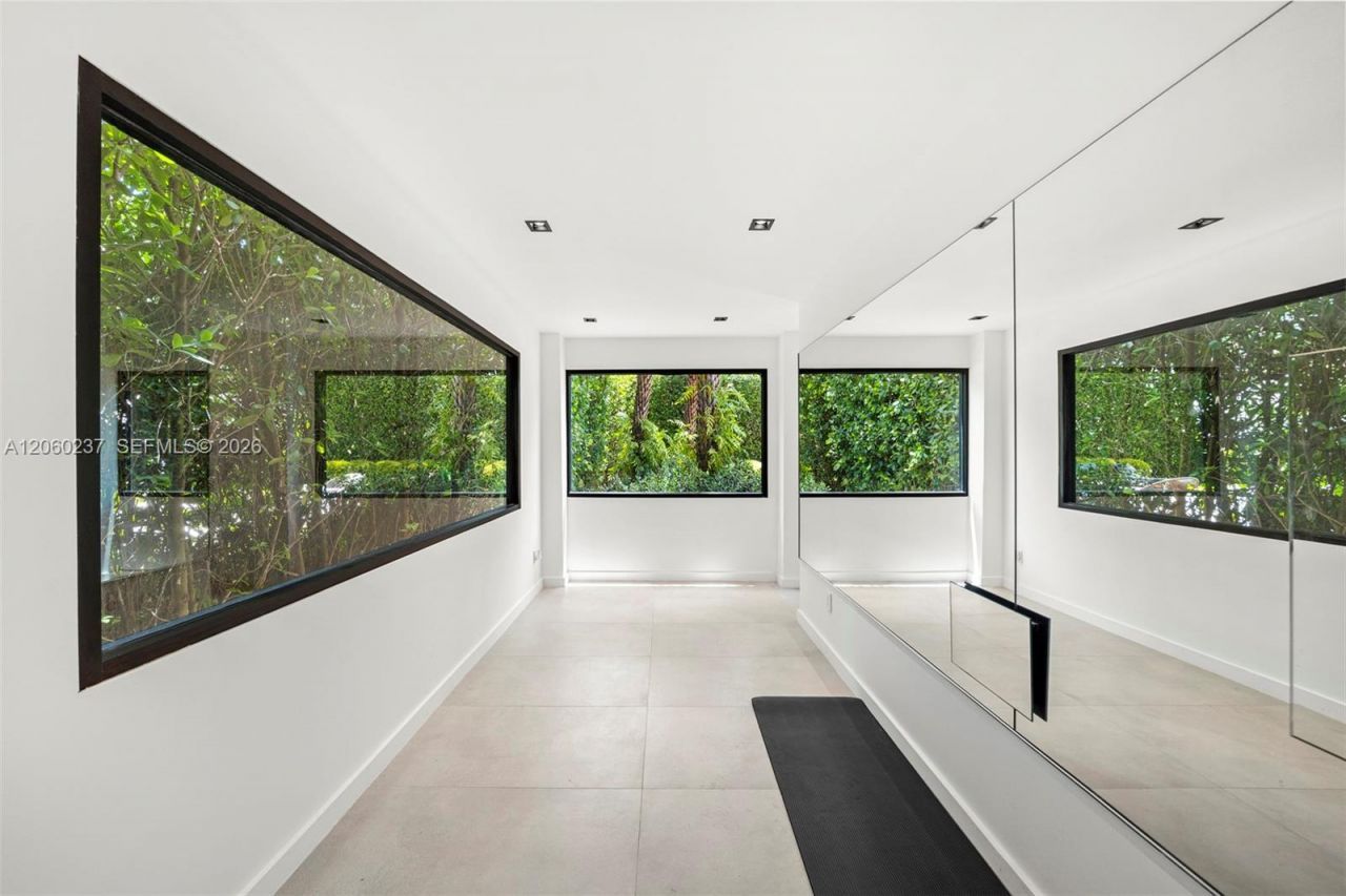 1253 Obispo Ave, Coral Gables, FL 33134 Photo