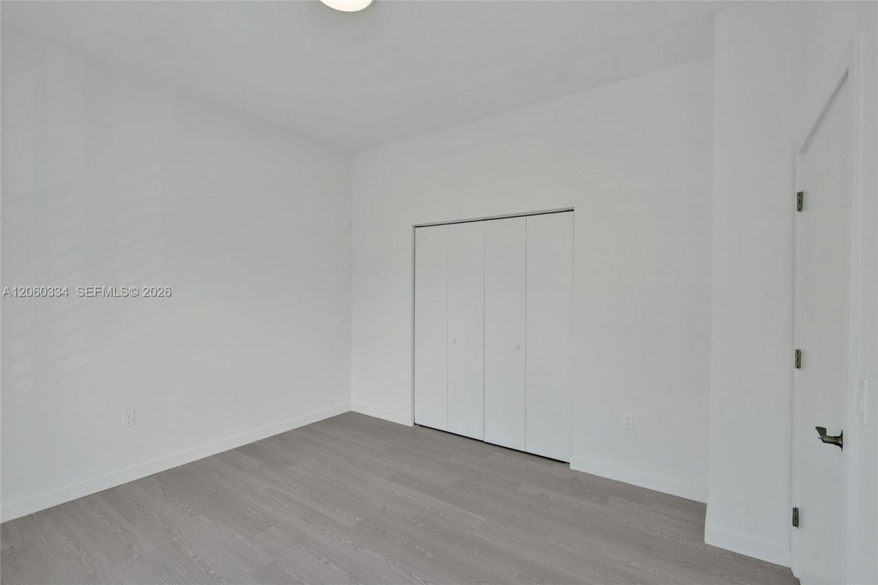 1567 NW 1st St, Unit 8, Miami, FL 33125 Photo