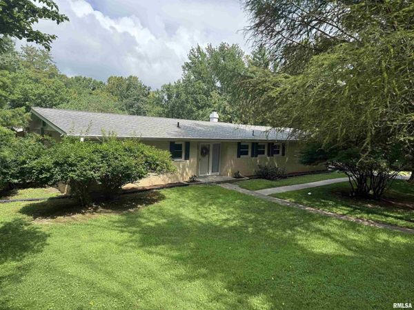 39 Apple Orchard Road, Carbondale, IL 62903
