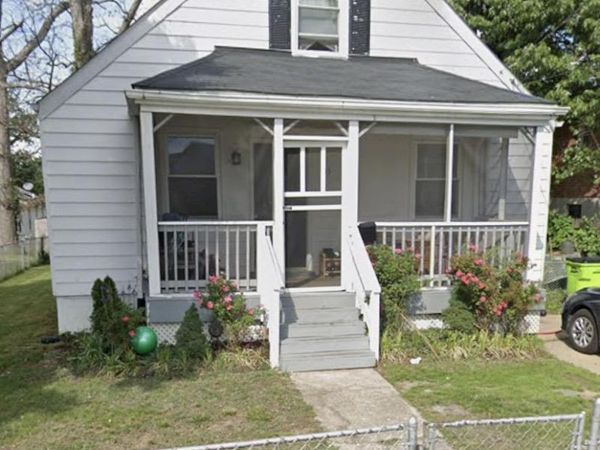 33 SULTAN AVENUE, CAPITOL HEIGHTS, MD 20743