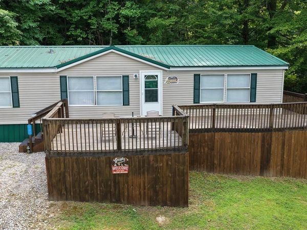 635 Lakeshore Drive, Mammoth Cave, KY 42259