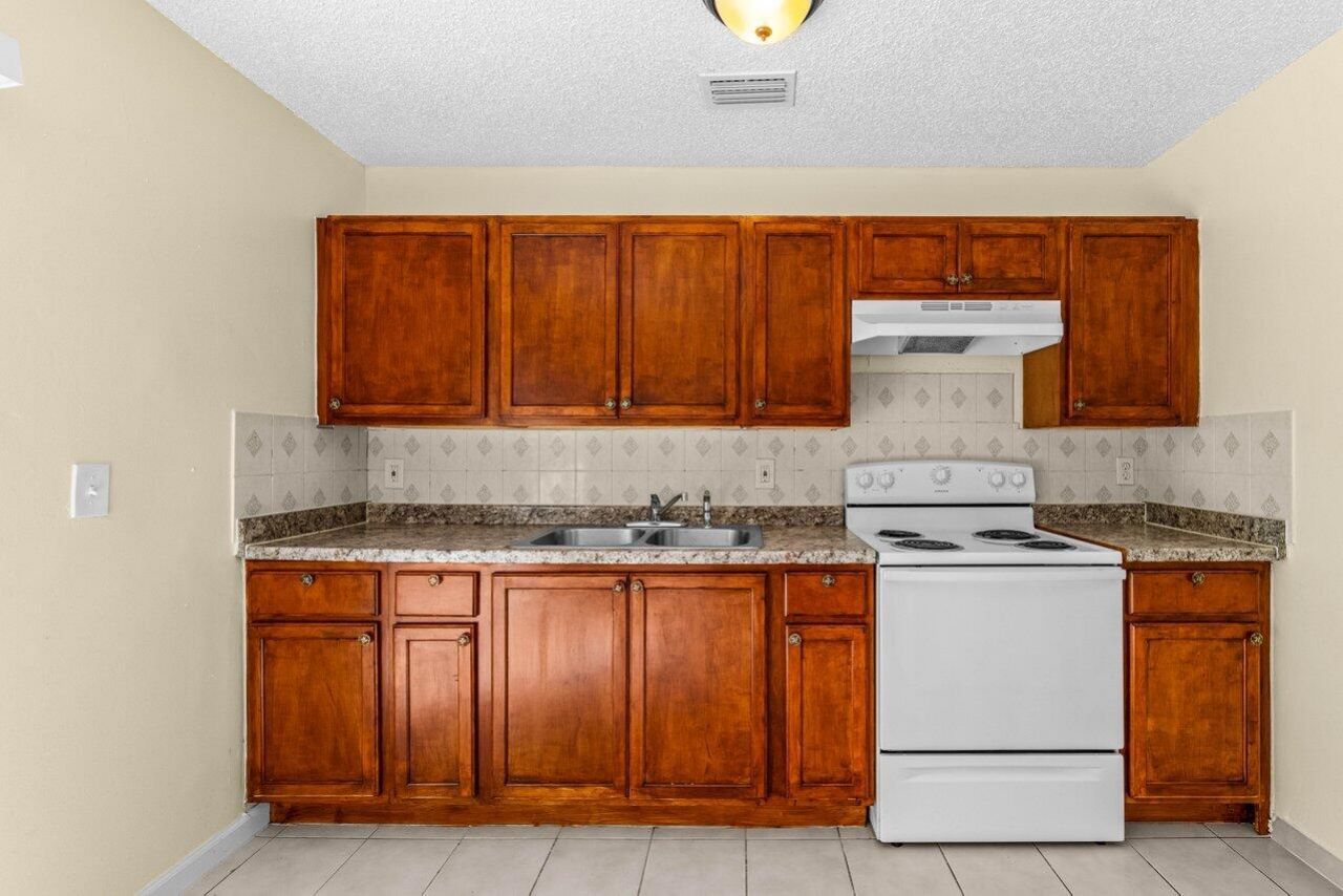 4863 Gulfstream Road, Lake Worth, FL 33460 Photo