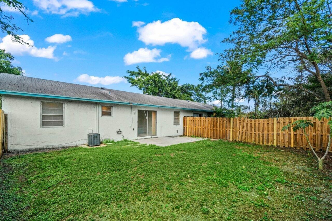 4863 Gulfstream Road, Lake Worth, FL 33460 Photo