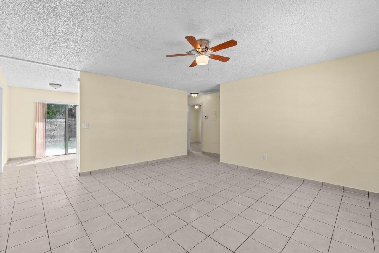 4863 Gulfstream Road, Lake Worth, FL 33460 Photo
