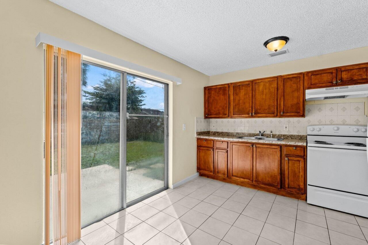 4863 Gulfstream Road, Lake Worth, FL 33460 Photo