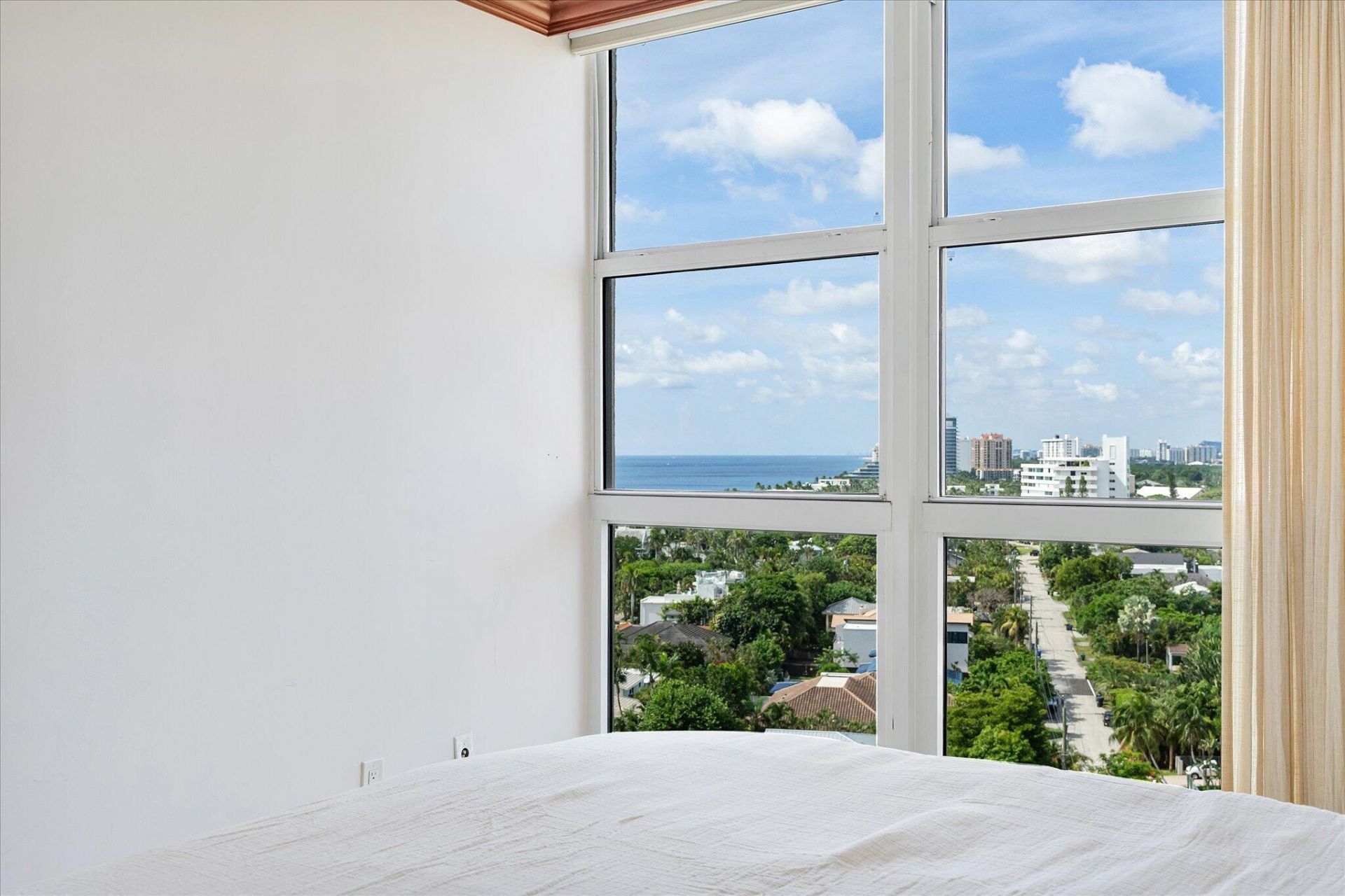 3100 N Ocean Boulevard, Unit 1210, Fort Lauderdale, FL 33308 Photo