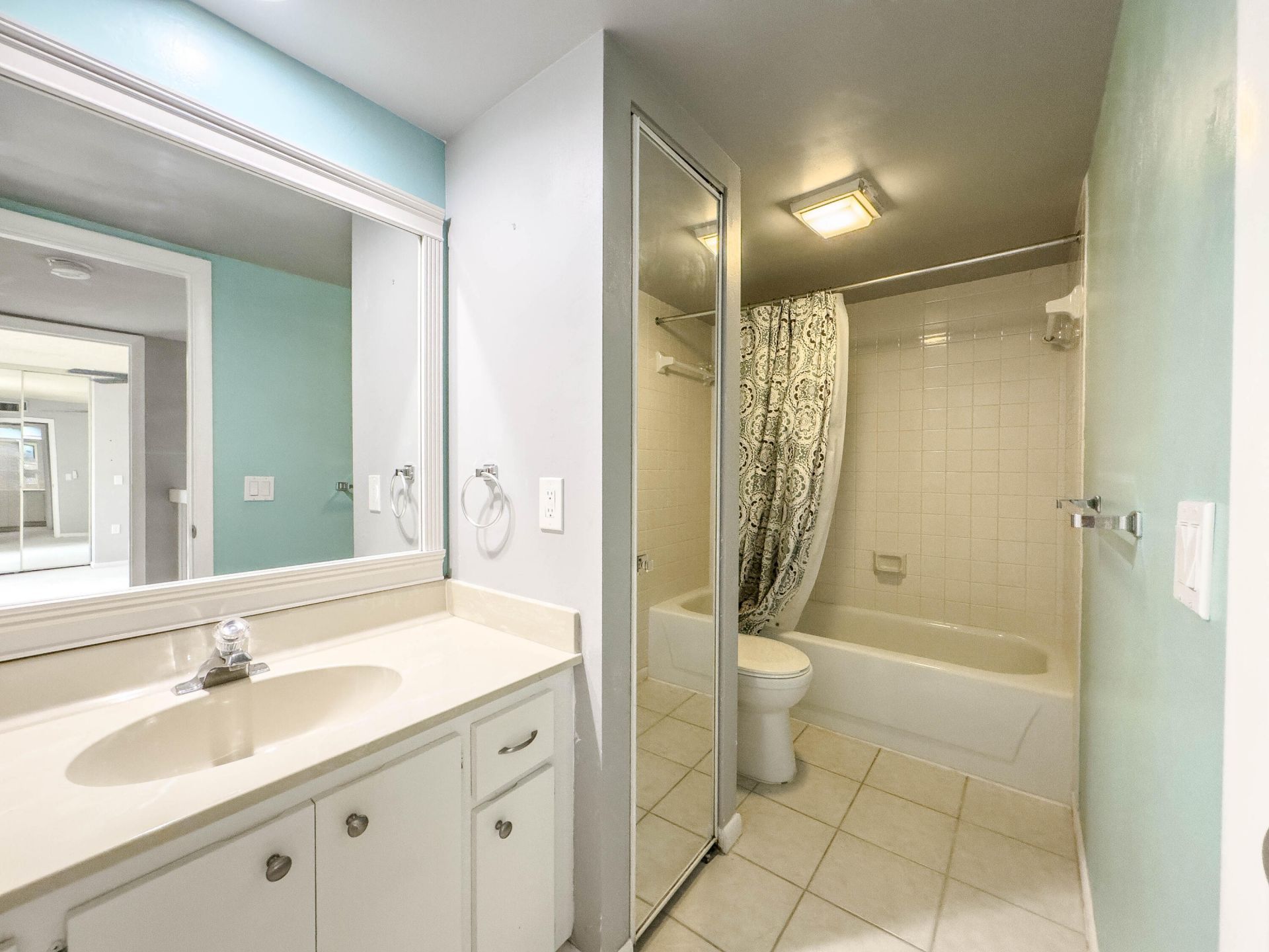 187 Charter Way, West Palm Beach, FL 33407 Photo