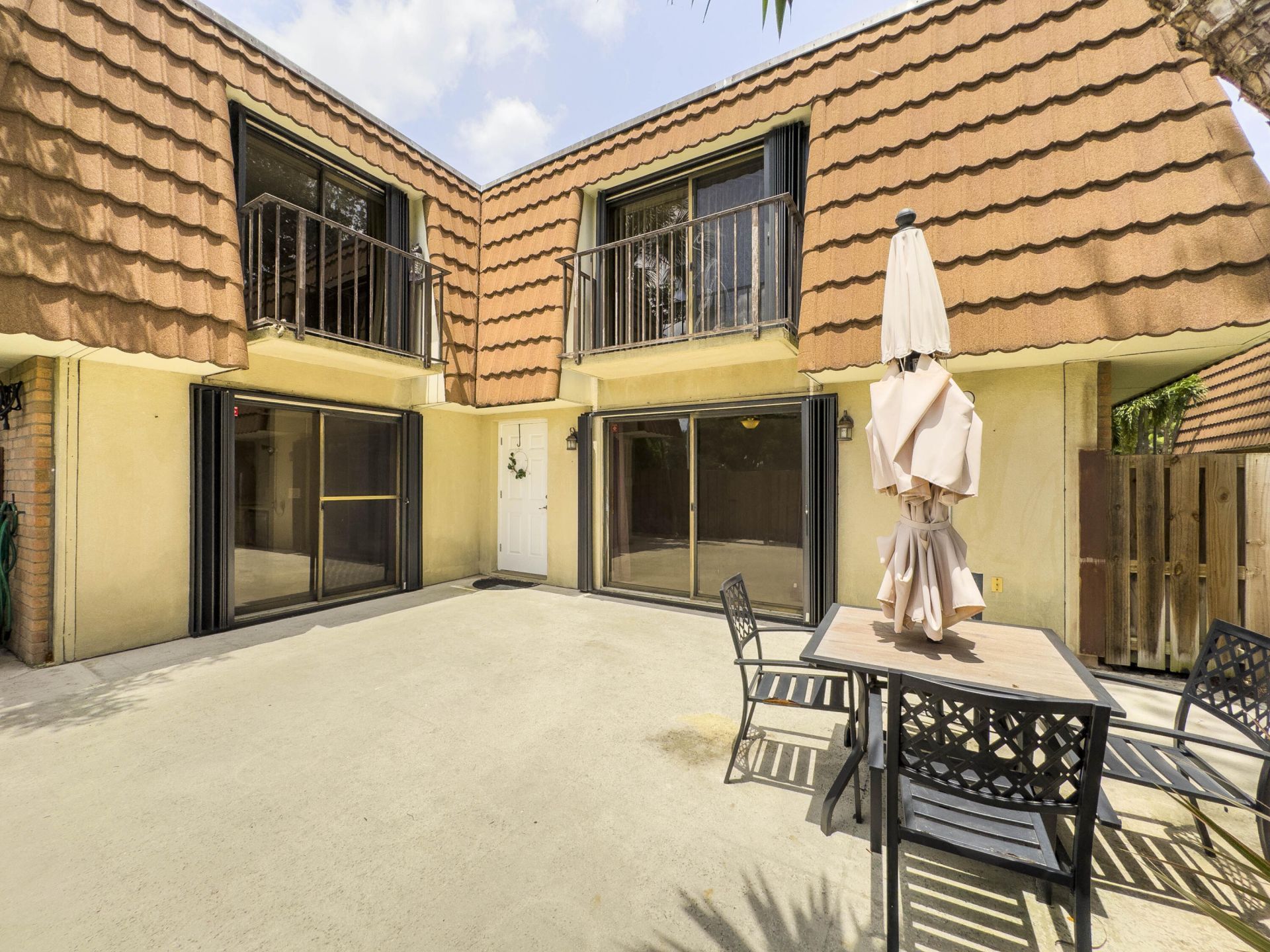 187 Charter Way, West Palm Beach, FL 33407 Photo