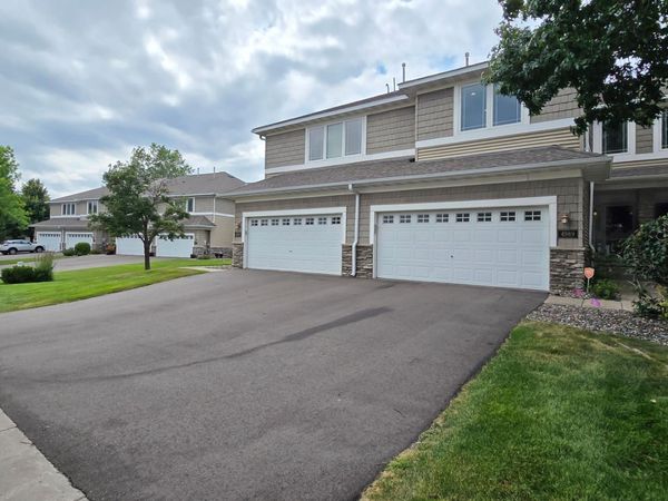 4989 Archer Lane N, Plymouth, MN 55446