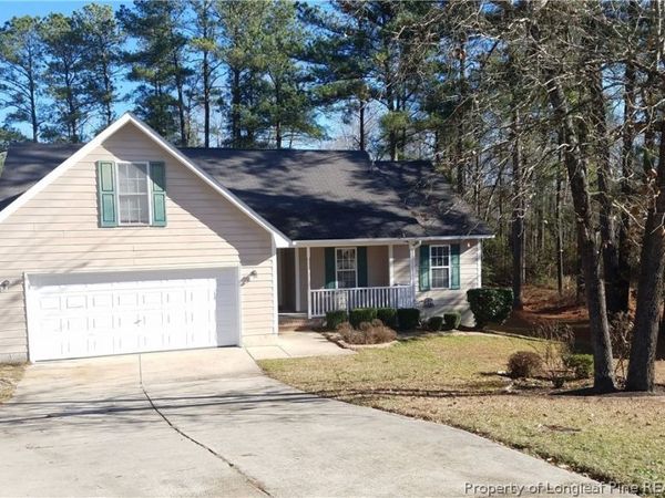 104 Bayou Court, Raeford, NC 28376