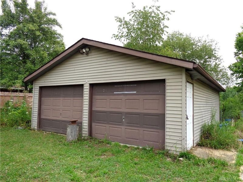 104 Donna Drive, Camden, OH 45311 Photo 10