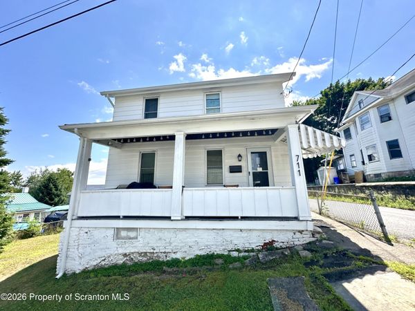 711 S 9th Avenue , Scranton, PA 18504