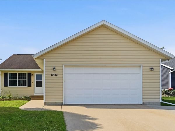 6383 Cope Drive , Marion, IA 52302