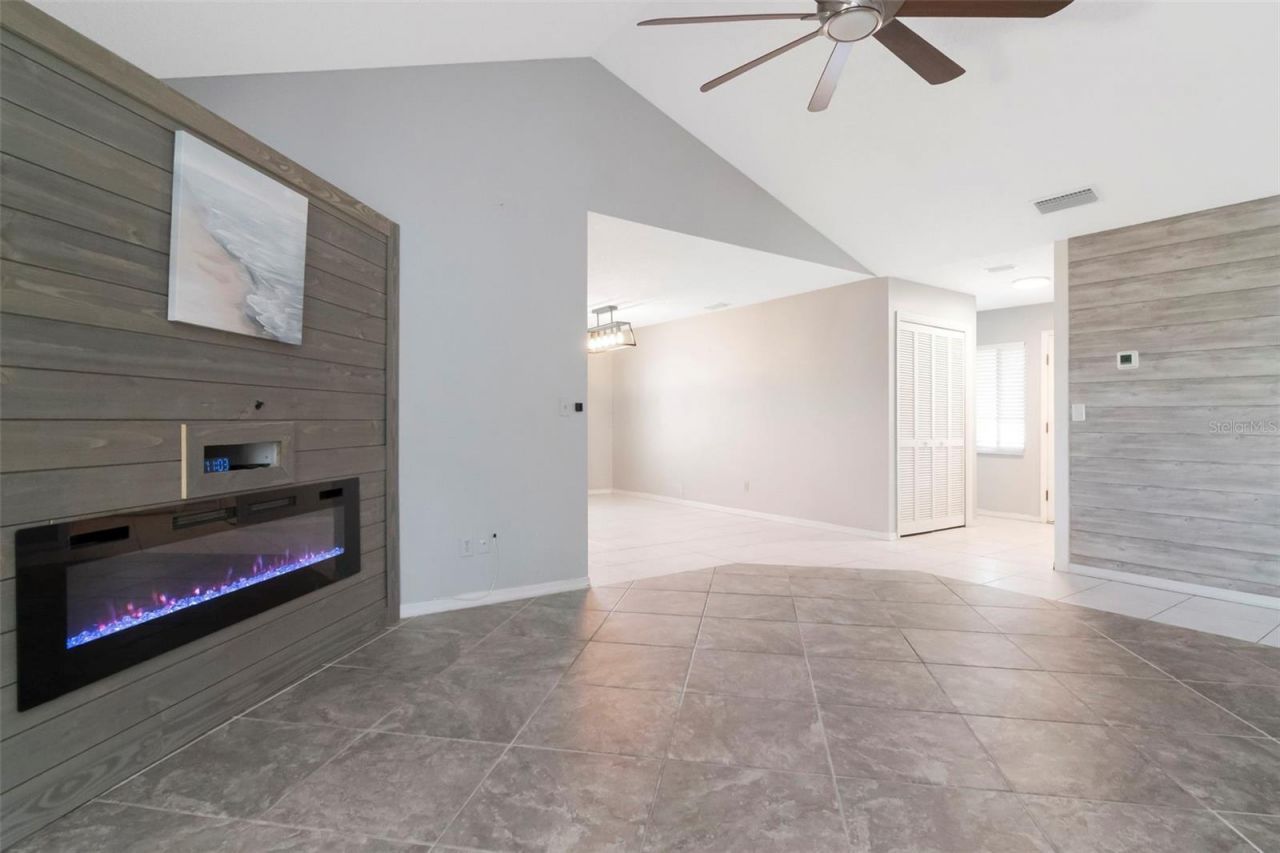 303 Barstow Court, Sun City Center, FL 33573 Photo