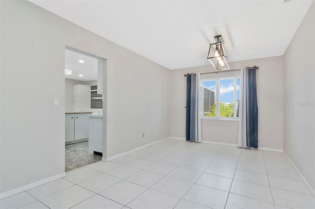 303 Barstow Court, Sun City Center, FL 33573 Photo