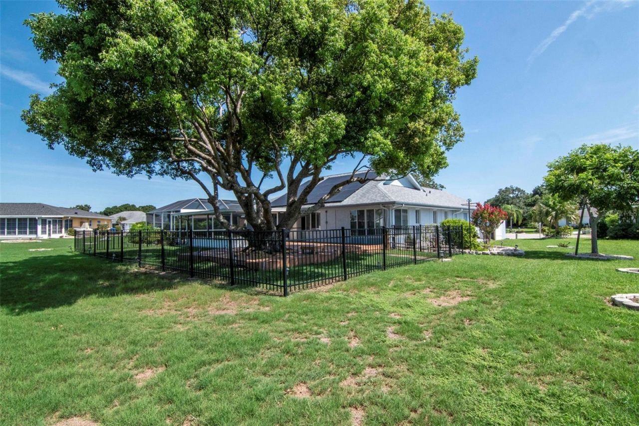 303 Barstow Court, Sun City Center, FL 33573 Photo
