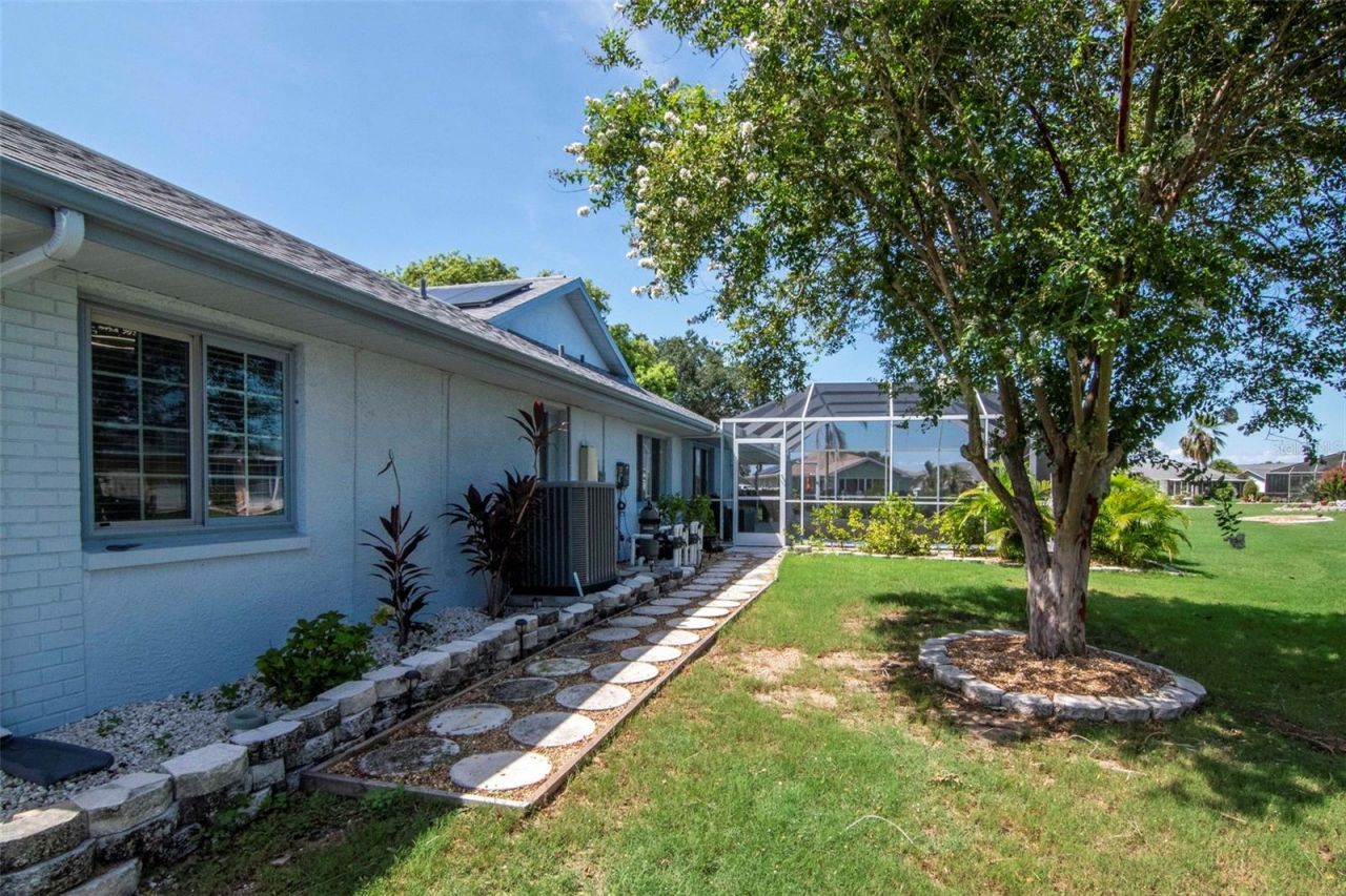 303 Barstow Court, Sun City Center, FL 33573 Photo