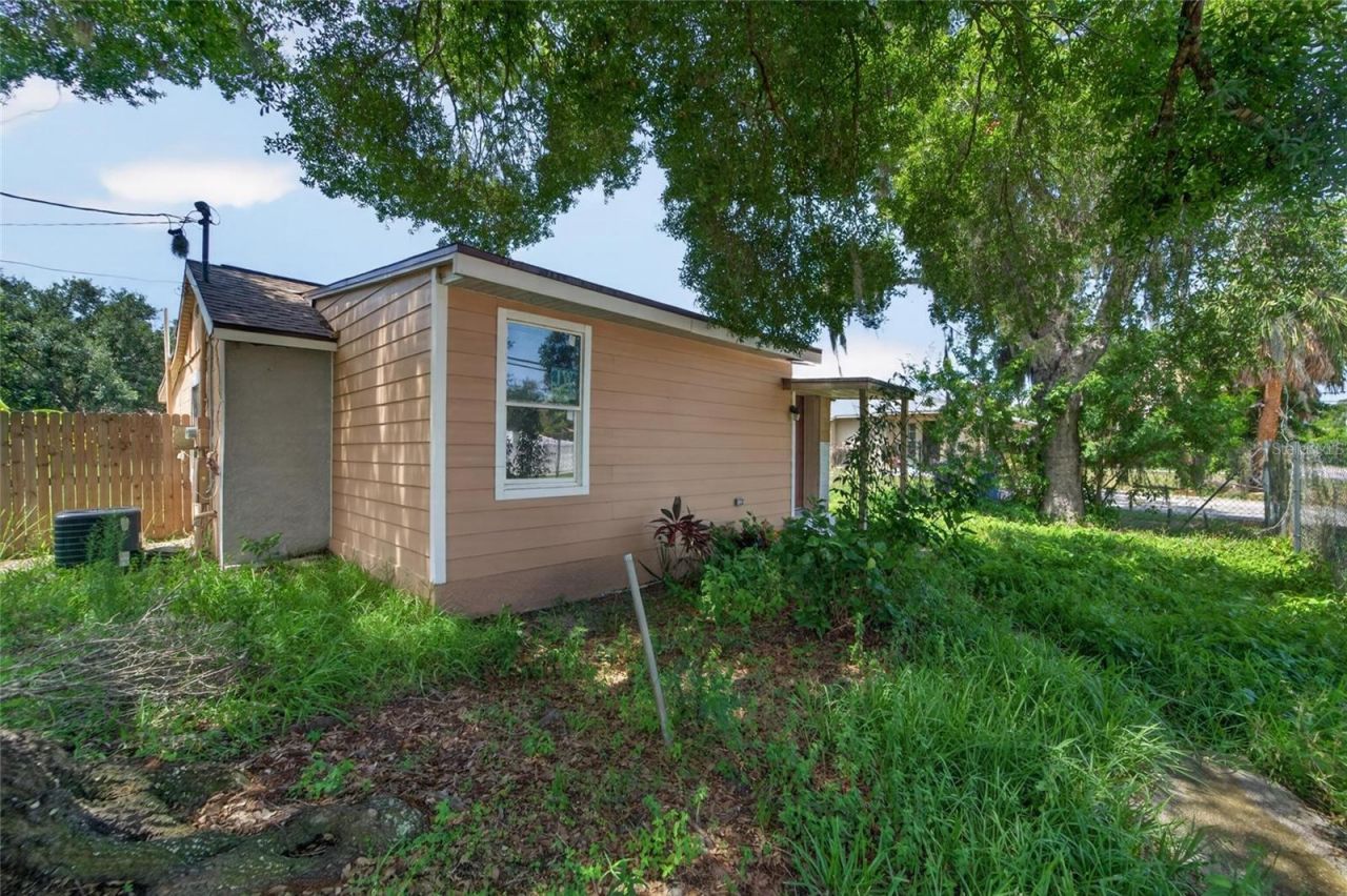 805 E Shell Point Road, Ruskin, FL 33570 Photo