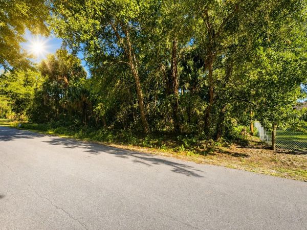 4095 CANAVERAL GROVES BOULEVARD , COCOA, FL 32926