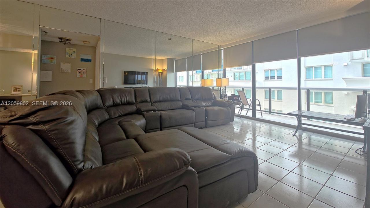9455 Collins Ave, Unit 501, Surfside, FL 33154 Photo