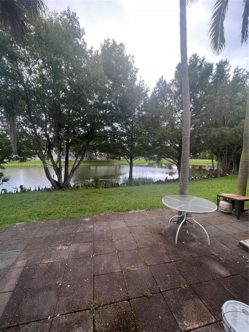 2151 NW 77th Way , Unit 102, Pembroke Pines, FL 33024 Photo