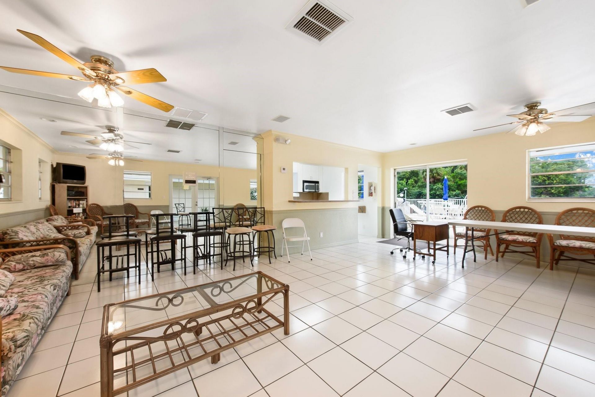 1340 NE 28th Avenue, Unit 232, Pompano Beach, FL 33062 Photo