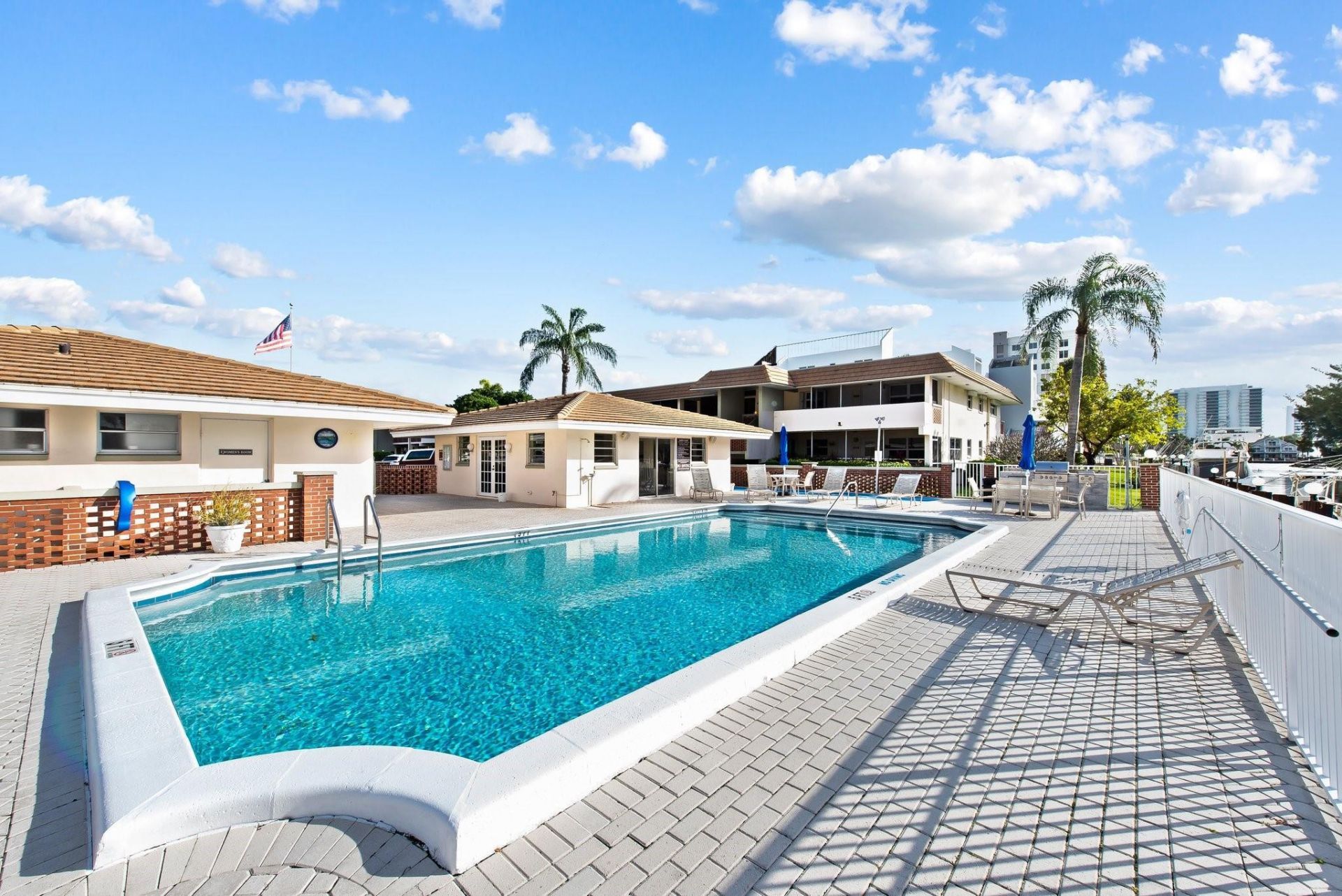 1340 NE 28th Avenue, Unit 232, Pompano Beach, FL 33062 Photo