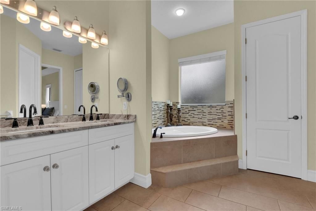 11620 Spoonbill Ln, Fort Myers, FL 33913 Photo