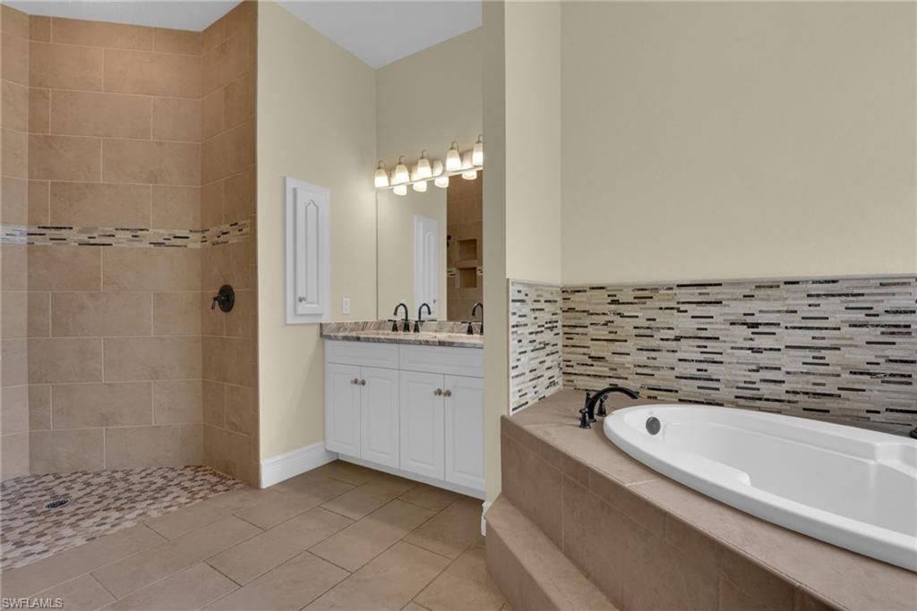 11620 Spoonbill Ln, Fort Myers, FL 33913 Photo