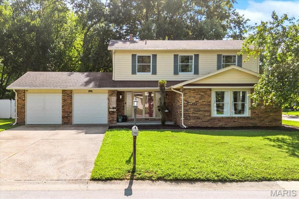 3320 Seven Pines Drive , Belleville, IL 62221 Main Photo