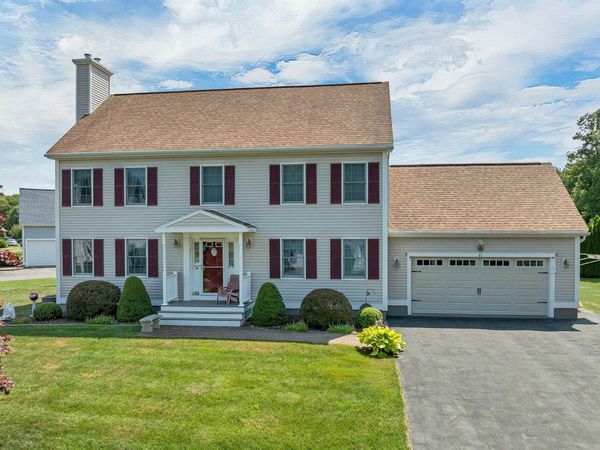 41 Viola Circle, Seabrook, NH 03847