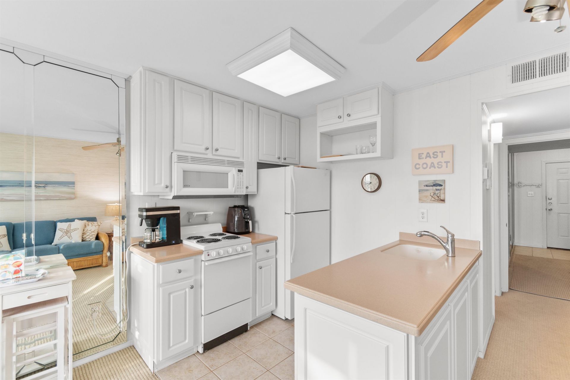 116 S Waccamaw Dr.  Photo 9