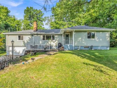 4824 Darrow Road, Stow, OH 44224
