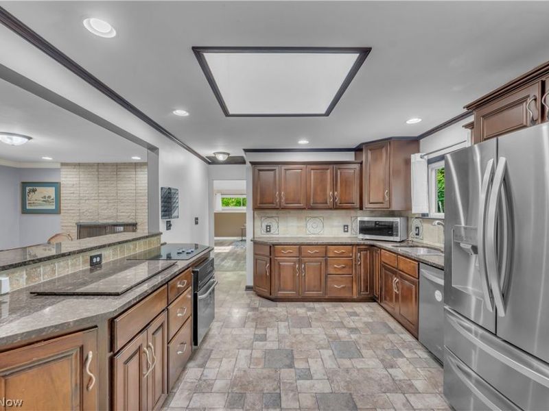 4824 Darrow Road , Stow, OH 44224 Photo 3
