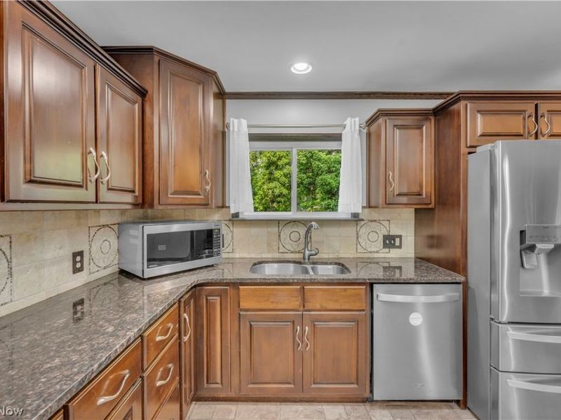 4824 Darrow Road , Stow, OH 44224 Photo 7