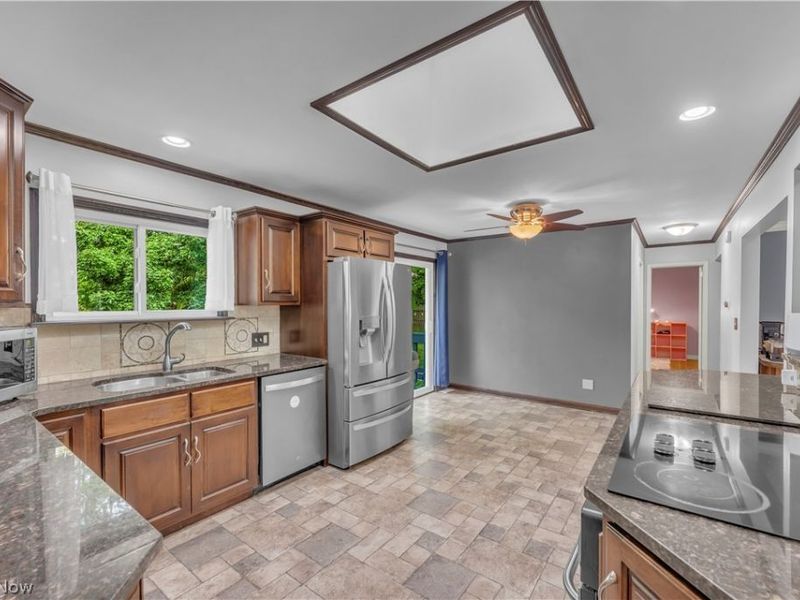 4824 Darrow Road , Stow, OH 44224 Photo 8